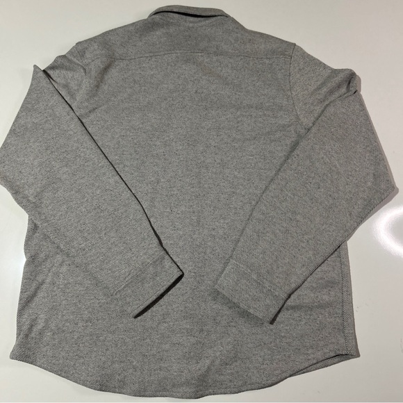 Old Navy Heavyweight Shirt Men’s Large Gray Soft Flannel Classic Fit Long Sleeve - Picture 3 of 11